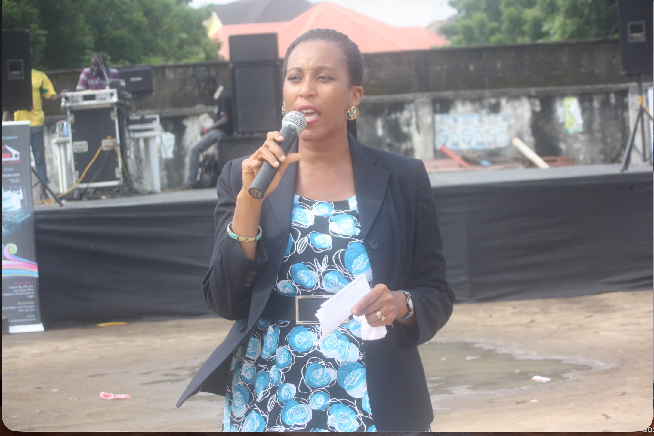 MC hosting the event