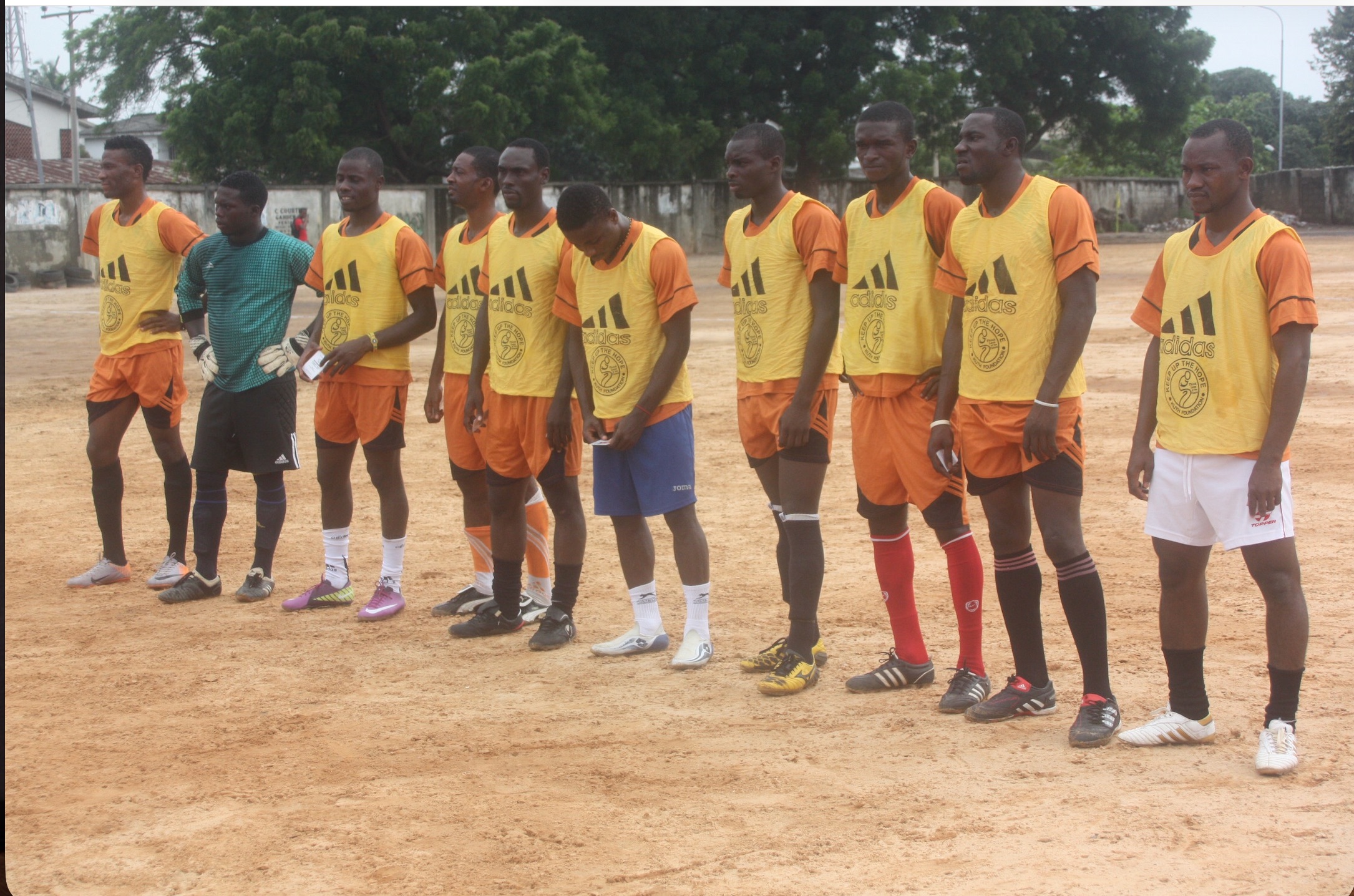 Team lineup before match